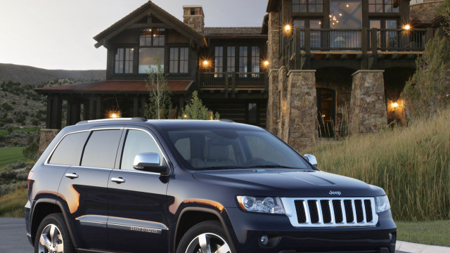 570,000 SUVs from Jeep and Dodge are being recalled by FCA