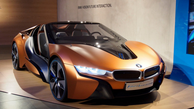 BMW i8 Spyder might delay until 2017 or 2018