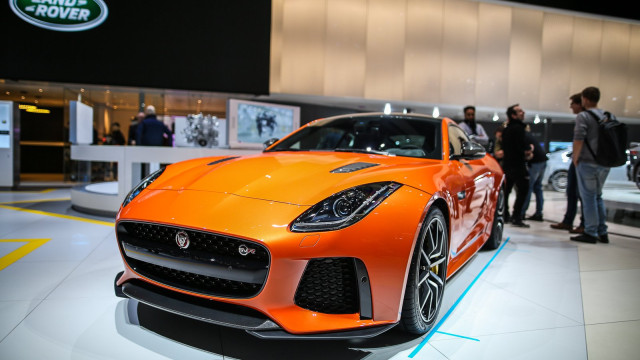 Meet the Sexy 2017 F-Type SVR from Jaguar