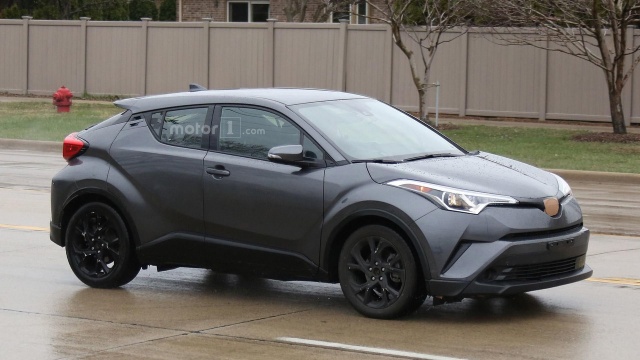 2018 Toyota C-HR caught in the U.S. guise