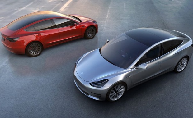 400,000 Pre-Orders of Tesla Model 3