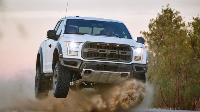 Ford shows off the F-150 Raptor's Off-Road Capabilities
