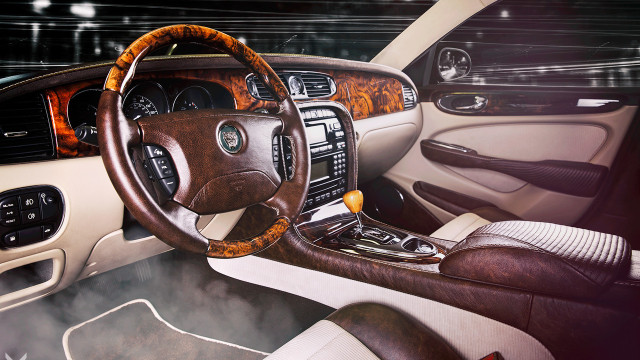 'Single Malt' Cabin from Vilner Specially for Jaguar XJ