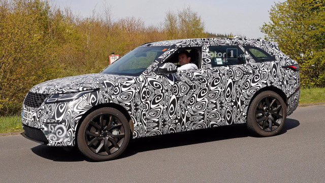 Paparazzi Caught 2019 Range Rover Velar With Its Raspy Soundtrack