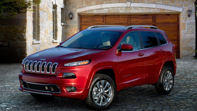 The new Jeep Cherokee crossover will be presented in January 2018