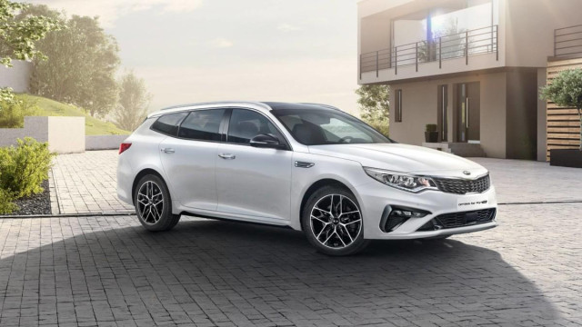 Kia Showed This Year's Optima Sportswagon