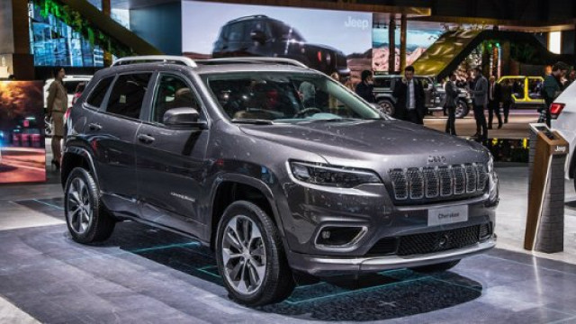 In the updated Jeep Cherokee appeared 3 four-wheel drive systems