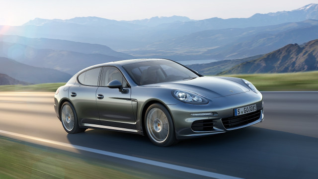 Porsche recalls several hundred Panamera sedans