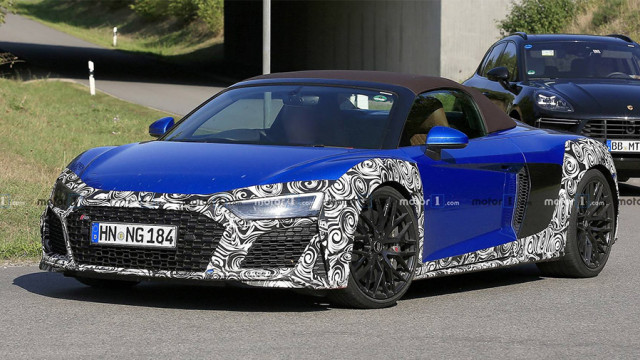 Audi tests now a new R8 Spyder supercar