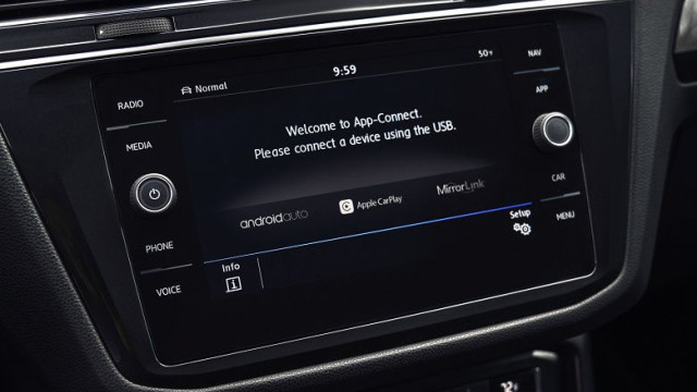 Volkswagen will teach cars works with Apple iPhone