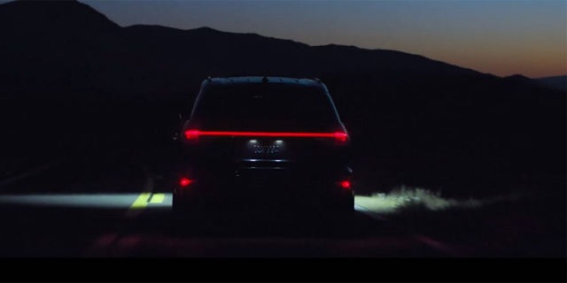 Lincoln Aviator appeared on the new photo
