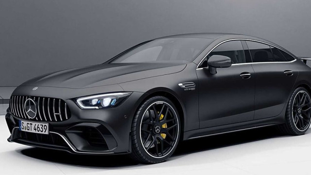 Mercedes provided the 4-door AMG GT with an aerodynamic body kit