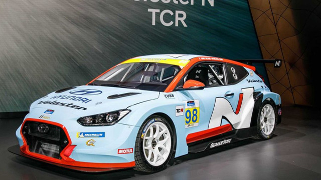 Hyundai Veloster Racing Presented