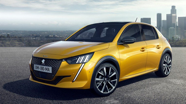 Peugeot 208 hatchback officially became an electric car