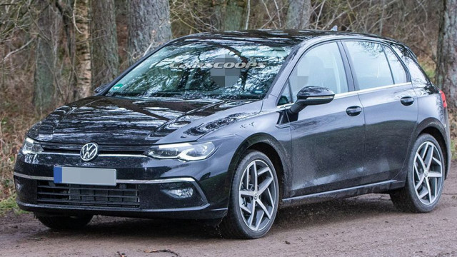 New Volkswagen Golf debut postpones