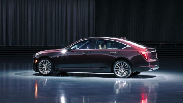 Cadillac CT5 officially debuts