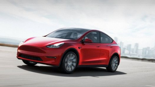 Tesla Model Y testes on the road (VIDEO)