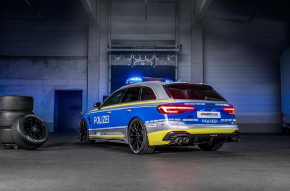 'Hot' Audi RS4 Avant turned into a patrol car