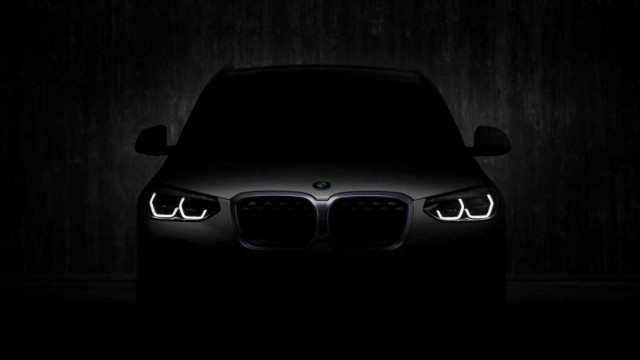 The new crossover BMW iX3 will soon debut