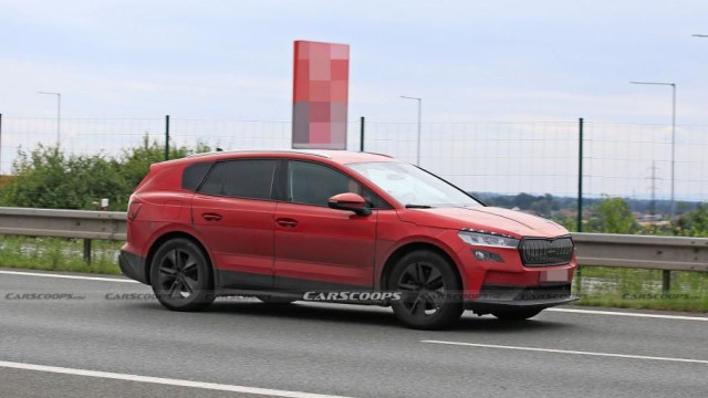 Electric Skoda Enyaq SUV declassified appearance