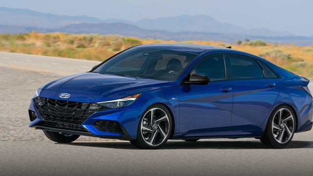 New Hyundai Elantra debuts in the sport version