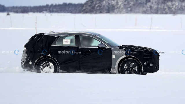 Genesis GV70e electric crossover tests have started