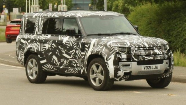 The new Land Rover Defender 130 is out for tests