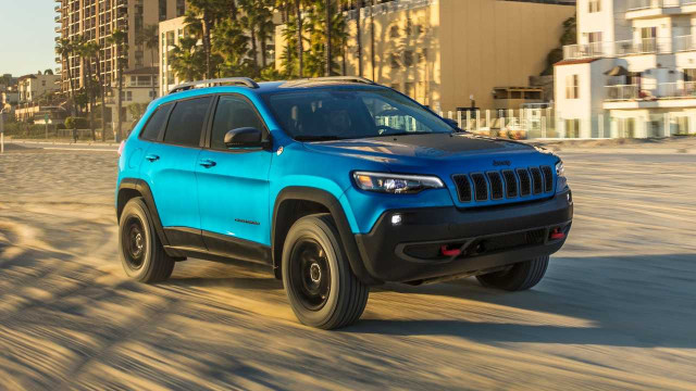 Jeep Unveils Plans for New Hybrid SUV at LA Auto Show