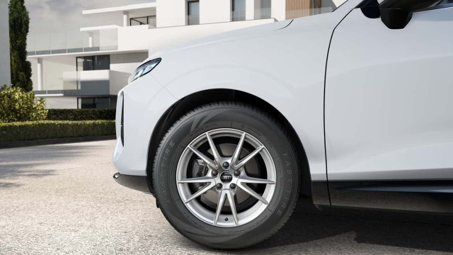 Does the Latest Audi Q3 Base Variant Exude Sufficient Elegance for Its Label?