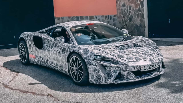 McLaren Artura Evolves: Fresh Prototype Variants Identified in Testing
