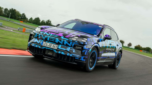Porsche Unveils the Electrified Cayenne Turbo, Boasting Over 1,000 HP