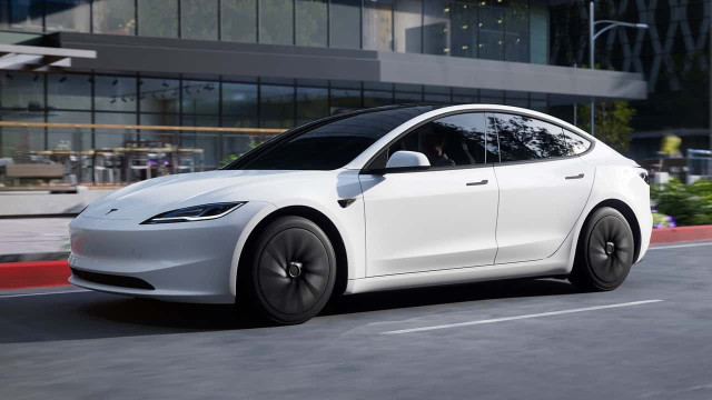 Tesla Launches Affordable Model 3 Standard, Slashing $5,500 Off Premium RWD