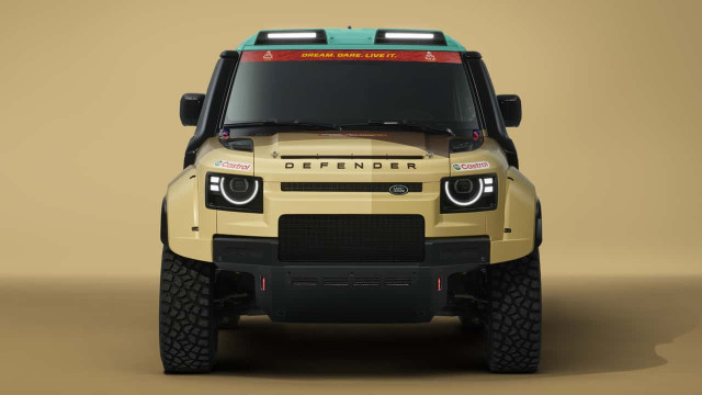 Land Rover Unveils Dakar-Ready Defender Racer