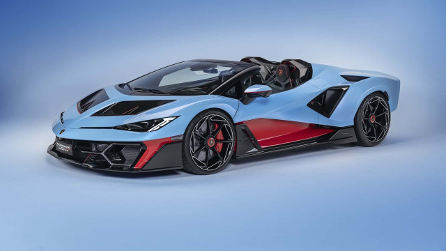 Lamborghini Unveils Its Most Potent Open-Top Model Yet: the Fenomeno Roadster