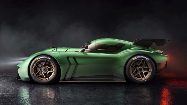 McMurtry Reveals Its $1.3 Million Track Weapon at Last