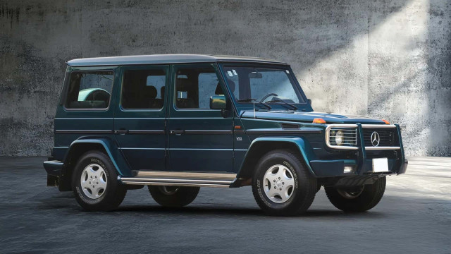 Ultra-Rare Mercedes G-Class With AMG V8 Power Fetches $143,000 at Auction