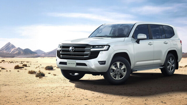 Updated Toyota Land Cruiser 300 Debuts With 457-HP Hybrid Powertrain