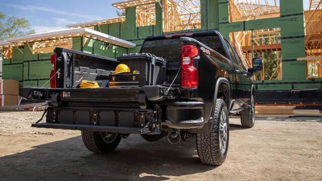 Chevrolet Limits Multi-Flex Tailgate to Three Silverado Trims for 2027