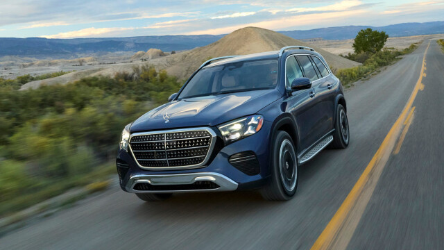 Mercedes-Benz Updates 2027 GLS With Superscreen Display and Engines Up to 530 HP