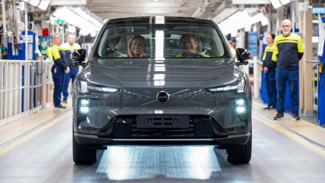 Volvo Delays Bulk US Deliveries Of The Electric EX60 Until 2027