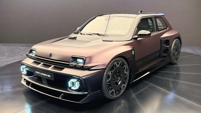 Renault Secures Over 1,000 Orders for Limited-Run 5 Turbo 3E Electric Hot Hatch