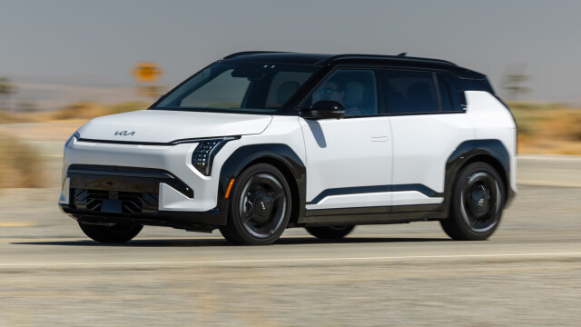 2027 Kia EV3 GT-Line AWD Delivers 5.6-Second 0–60 MPH Time and 236-Mile Highway Range in First Test