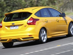 Ford Focus ST Returned Because of Headlight Issue pic #1043