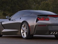 2014 Corvette Stingray Estimated at 28 MPG With Automatic pic #1592