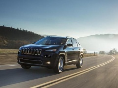 Fiat Completing Deal to Construct and Sell Jeep Cherokee in China pic #1861