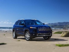 Fiat Completing Deal to Construct and Sell Jeep Cherokee in China pic #1866