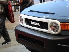 Toyota Announces FJ Cruiser Ultimate Edition before Stopping Production pic #1951