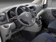 Chevrolet Informs about Refreshed Nissan NV200 pic #224