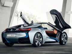 BMW i8 is Already Sold Out for 2014 pic #2242