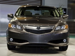 Acura ILX Powered by 2.4L, Automatic Being Considered pic #355
